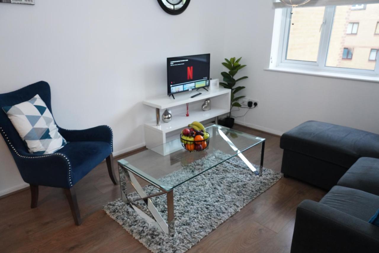 2Bedrm-4Guests-Parking-Nearstation Apartment London Exterior photo
